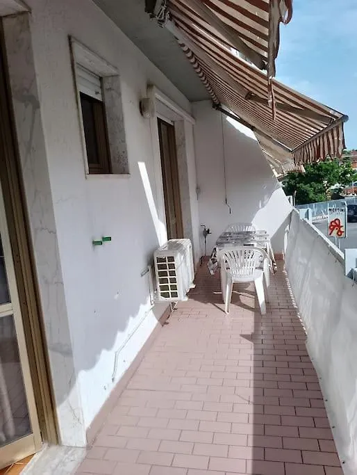 500Mt Dal Mare Dalla Cate' Massa  0*, Massa (Tuscany)